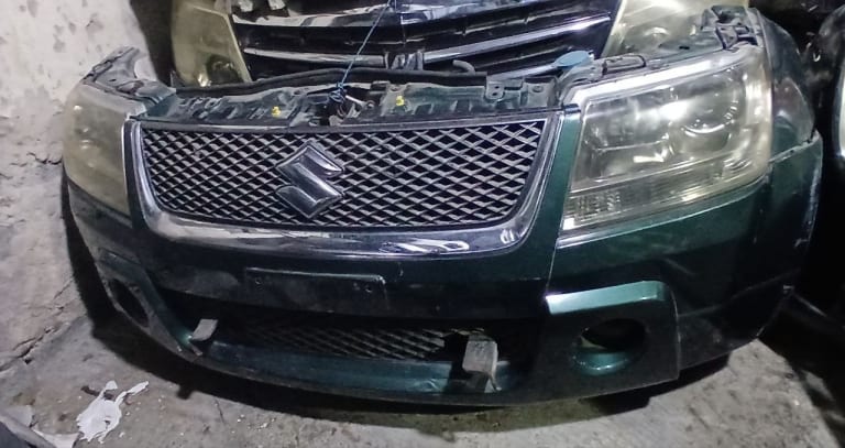 Nose cut Suzuki Grand Vitara