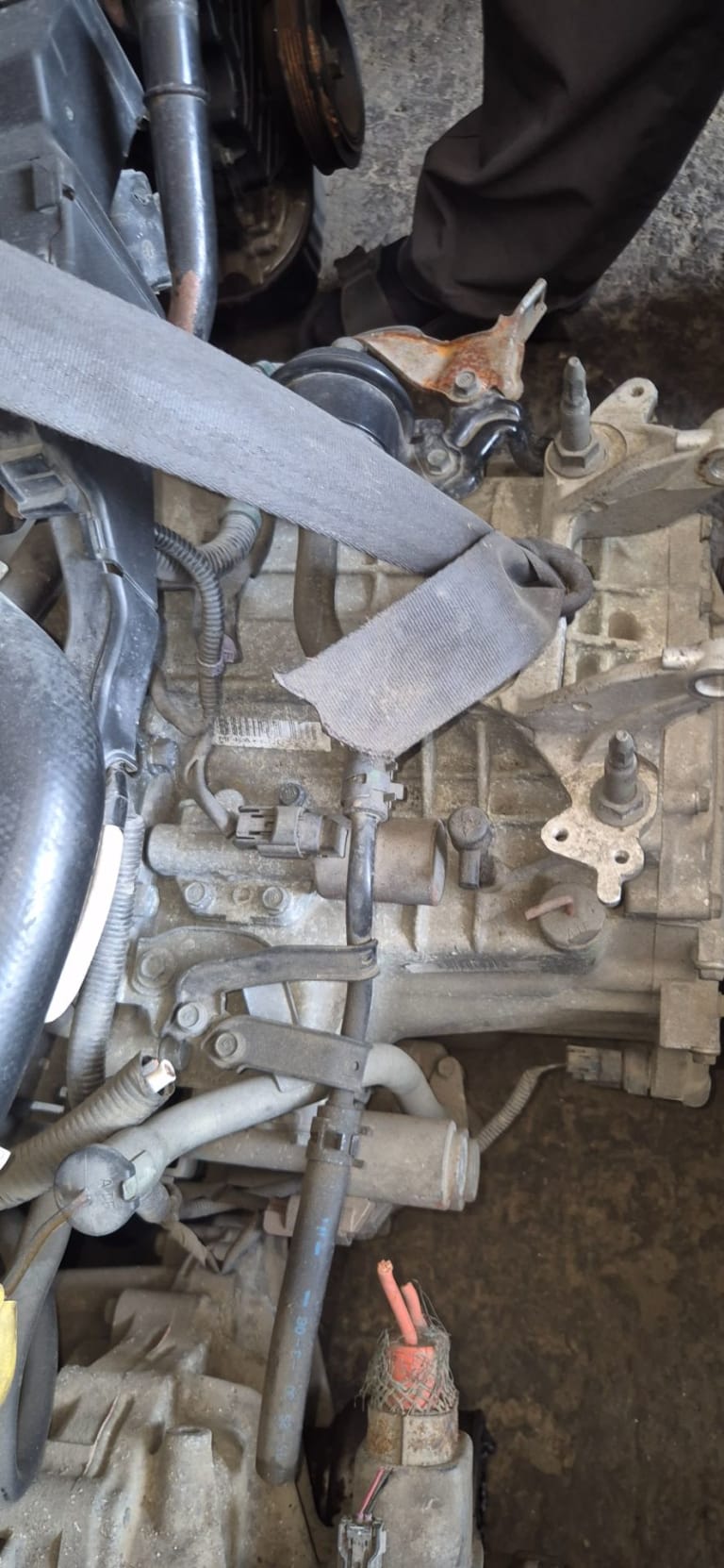 Engine + AT Honda K24A6 used in Sharjah — photo 2