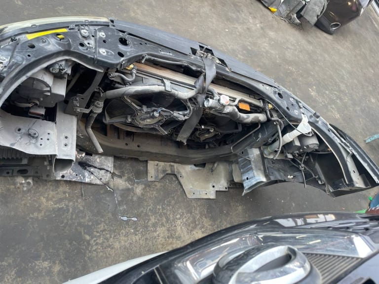 Nose cut Mitsubishi Outlander used in Sharjah — photo 7