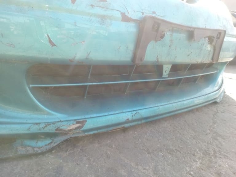Bumper + Headlights Toyota used in Sharjah — photo 9