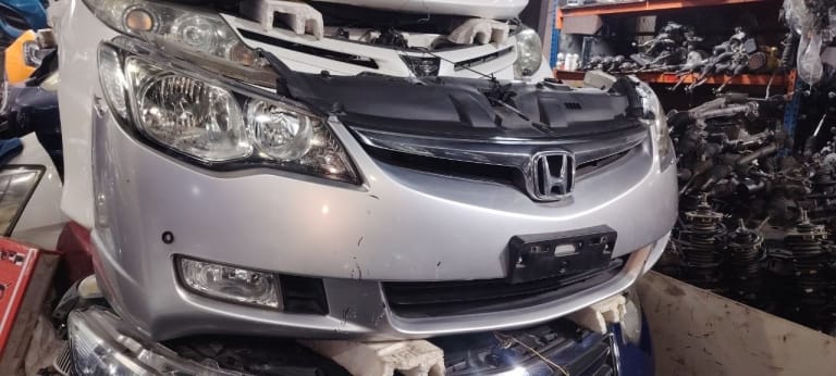 Honda Civic Ноускат (ксенон), капот, крылья 2шт, стоп сигналы 2шт, зеркала 2шт, бампер задний, крышка багажника 