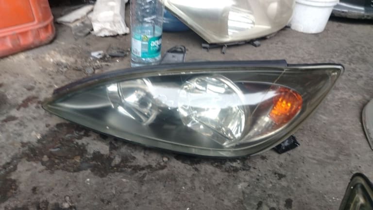 Headlights Toyota Camry used in Sharjah — photo 5