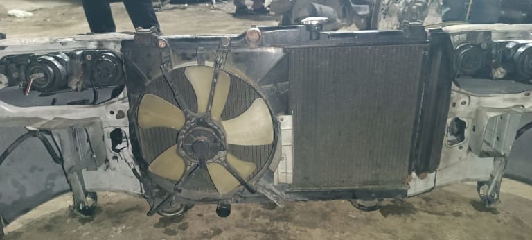 Nose cut Toyota Sprinter Marino used in Sharjah — photo 11