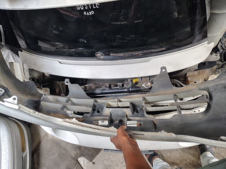 Bumper Toyota Corolla Spacio used in Sharjah — photo 2
