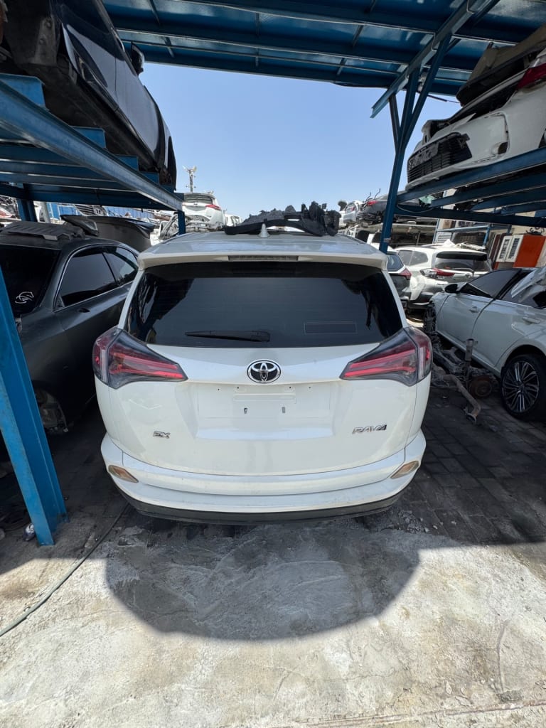 Toyota RAV4 Дверь багажника, двери боковые в сборе с зеркалом(правые) ТОРГ!!!