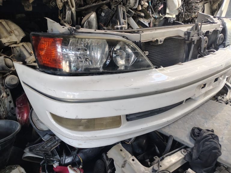 Nose cut + Hood + Fender Toyota Vista used in Sharjah — photo 2
