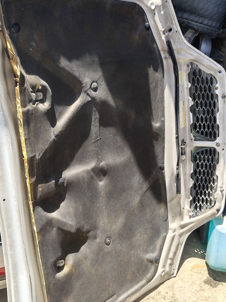 Nose cut + Hood + Fender Toyota Vista used in Sharjah — photo 13