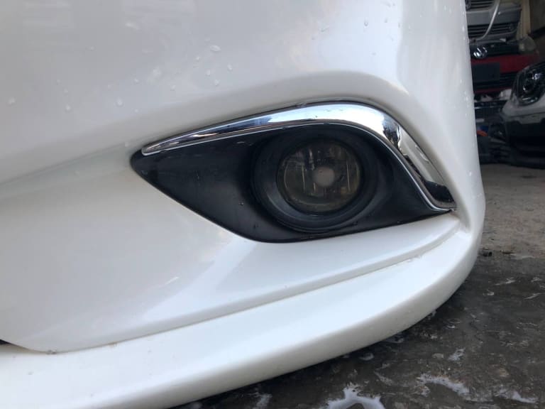Nose cut Mazda Atenza used in Sharjah — photo 8