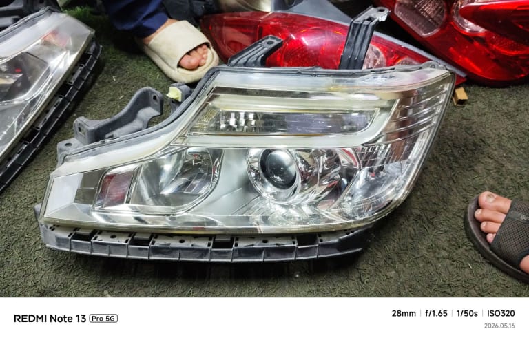 Honda Stepwgn Фара 1шт