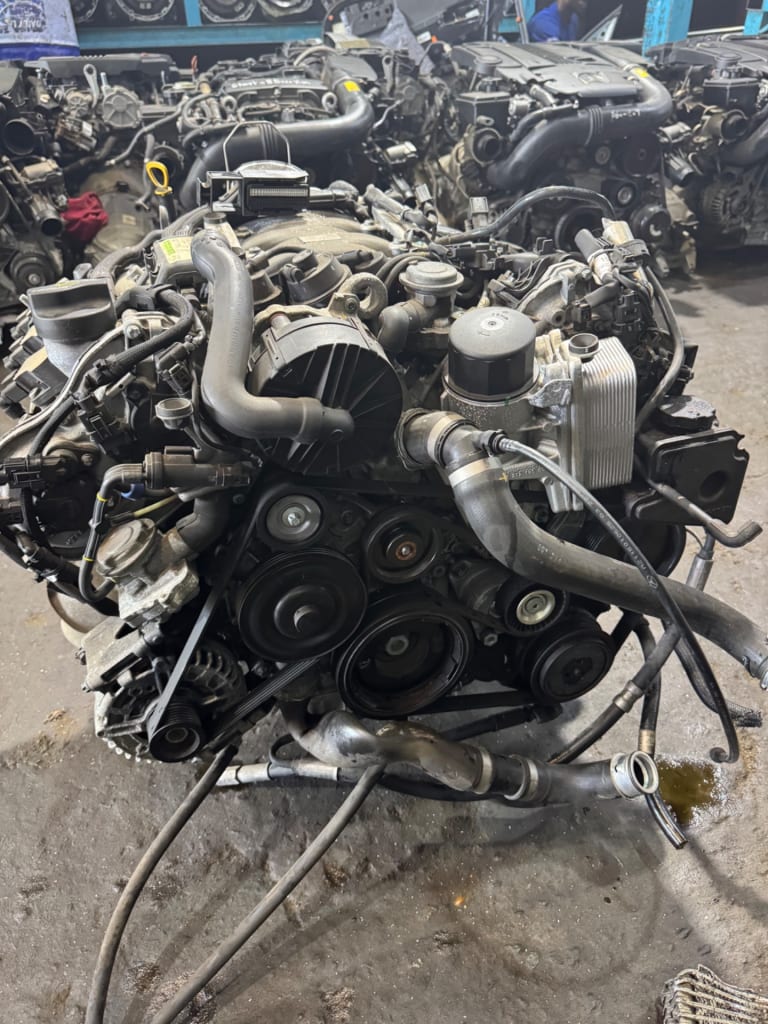 Engine Mercedes-Benz E-Class 272.964 used in Sharjah — photo 2