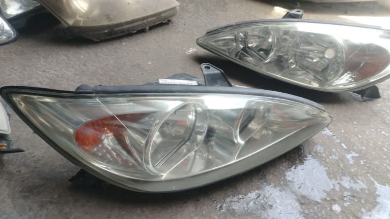 Headlights Toyota Camry used in Sharjah — photo 2