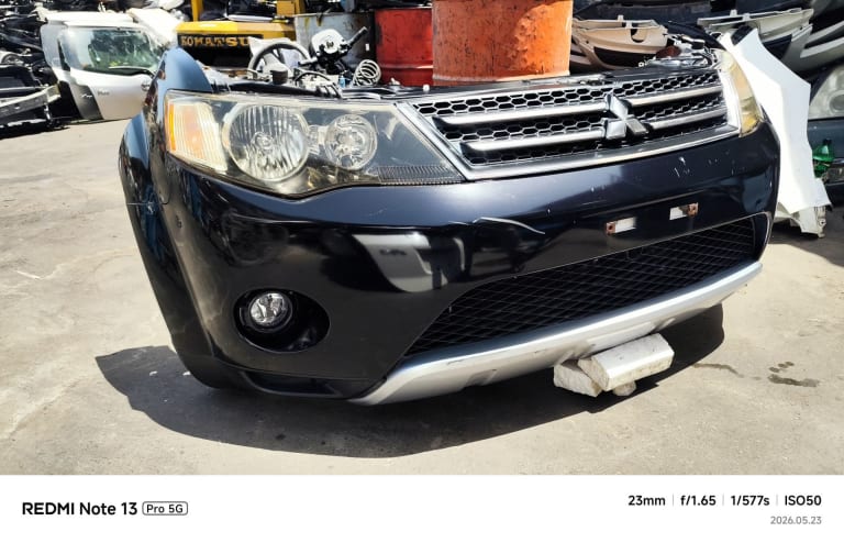 Nose cut Mitsubishi Outlander used in Sharjah — photo 2