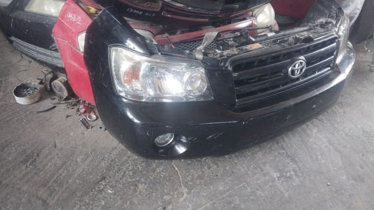 Nose cut Toyota Kluger used in Sharjah — photo 2