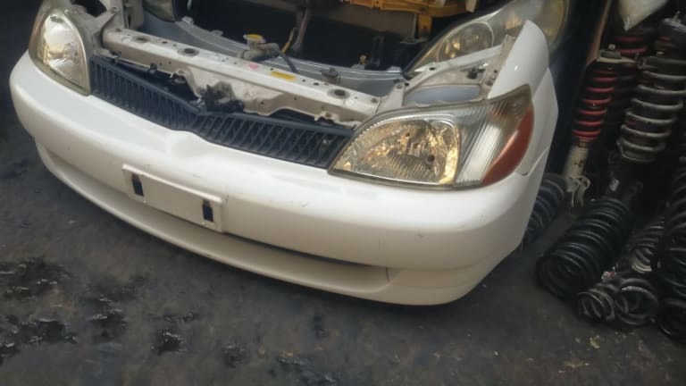 Nose cut Toyota Platz used in Sharjah — photo 2