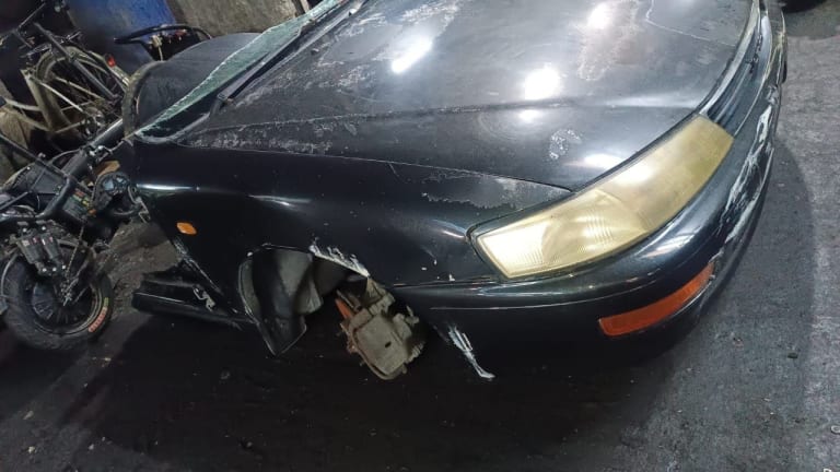 Nose cut + Hood + Fender Toyota Levin used in Sharjah — photo 2