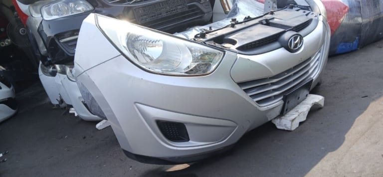 Nose cut Hyundai Tucson used in Sharjah — photo 2