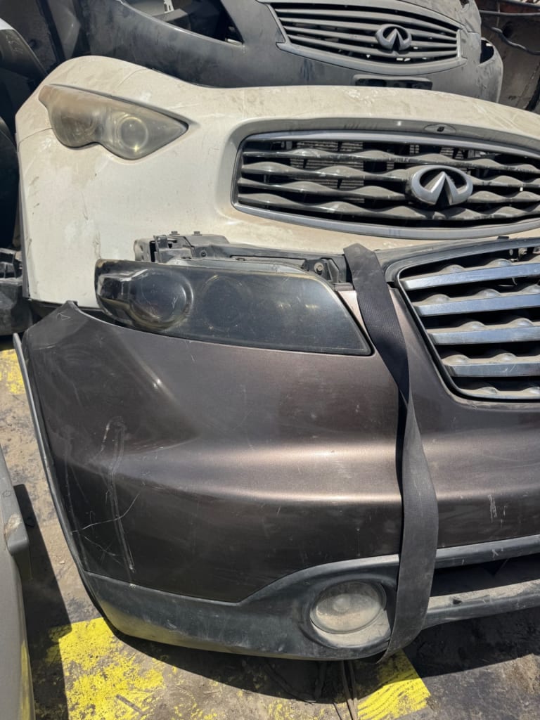 Nose cut Infiniti FX35 used in Sharjah — photo 2