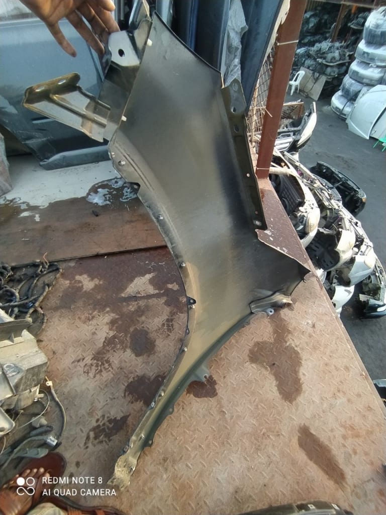Nose cut + Hood + Fender Kia Sorento used in Sharjah — photo 14