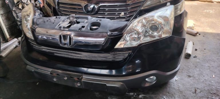 Nose cut Honda CR-V used in Sharjah — photo 2