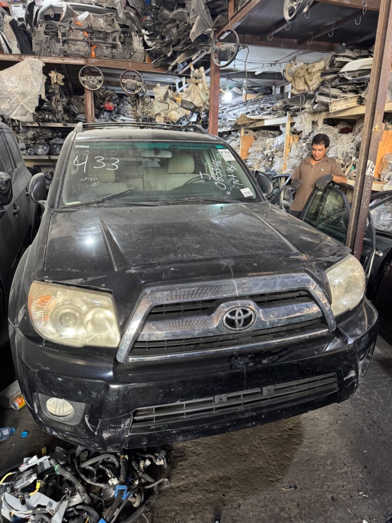 Nose cut + Hood + Fender Toyota 4Runner used in Sharjah