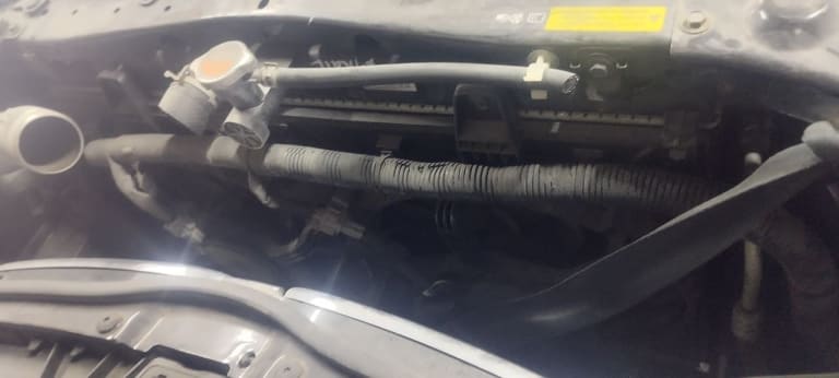 Nose cut Nissan X-Trail used in Sharjah — photo 8