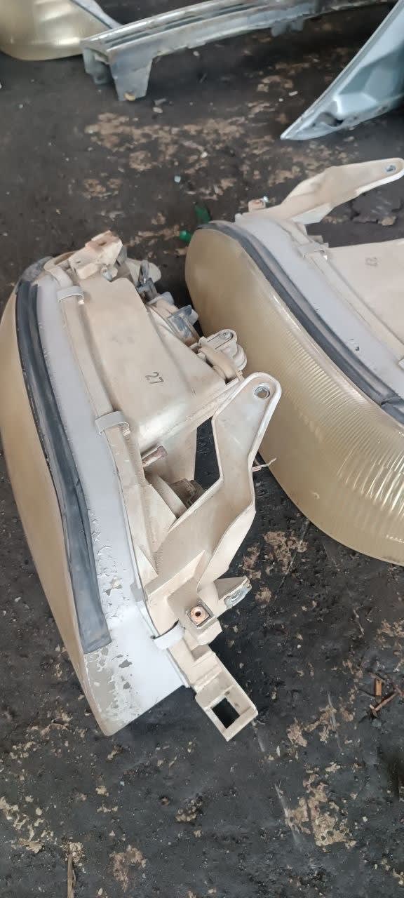 Headlights Toyota Camry