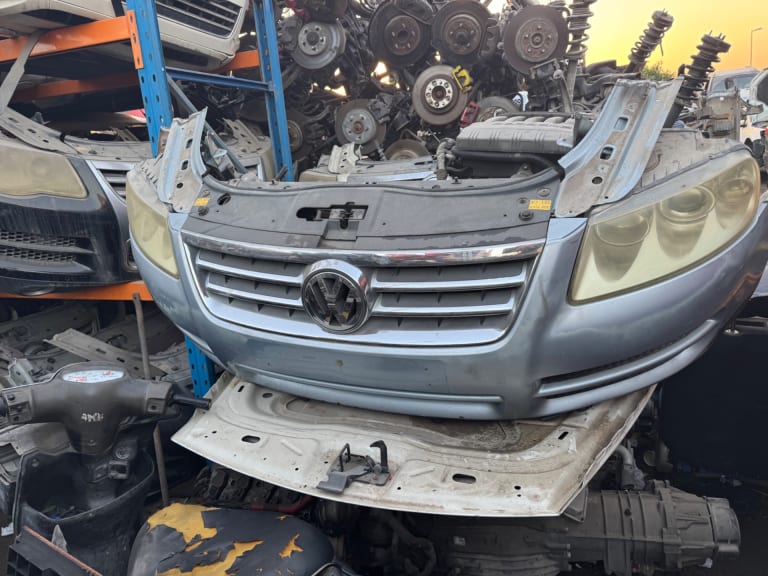 Nose cut Volkswagen Touareg