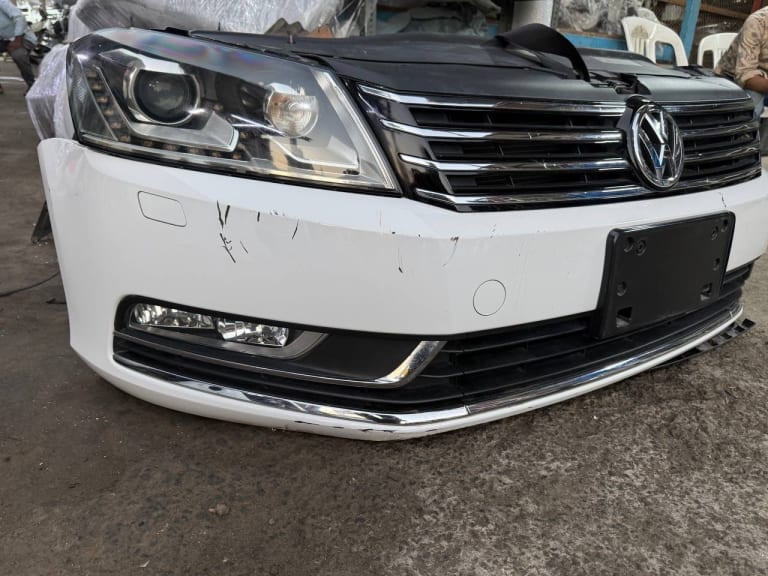 Nose cut + Hood + Fender Volkswagen Passat used in Sharjah — photo 2
