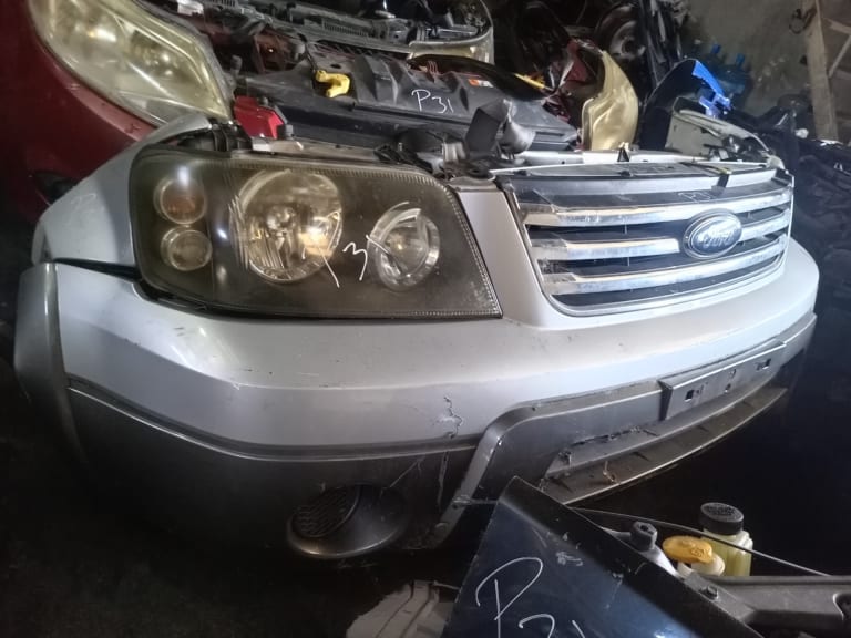 Nose cut Ford Escape used in Sharjah — photo 2