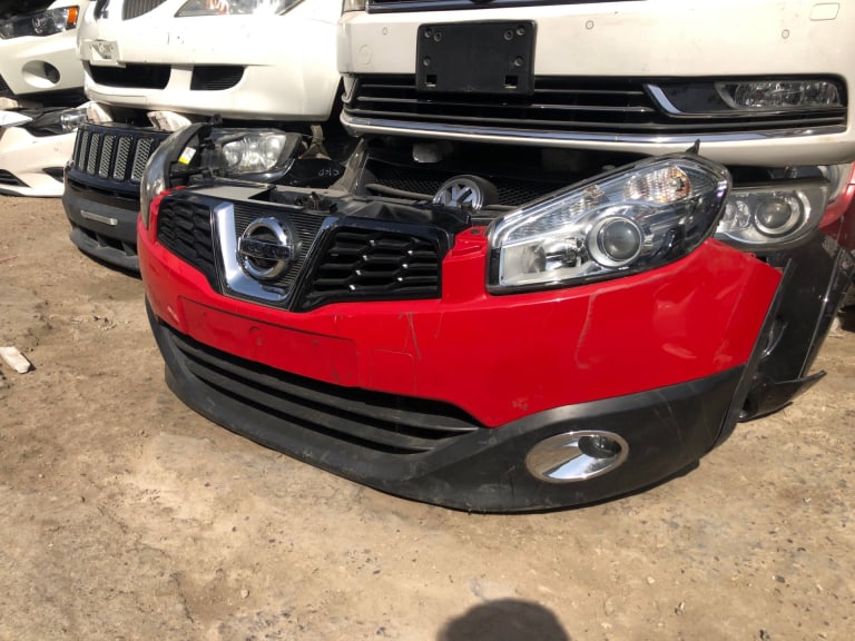 Nose cut Mitsubishi Outlander used in Sharjah — photo 2