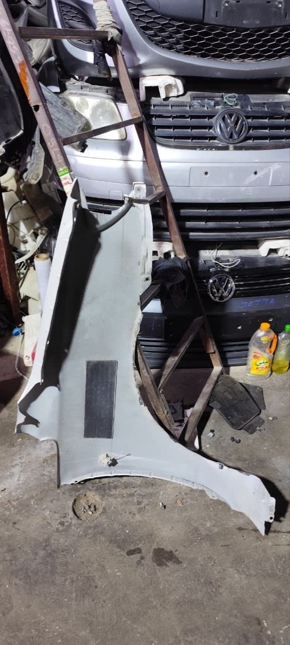 Fender Toyota Corolla Spacio used in Sharjah — photo 6