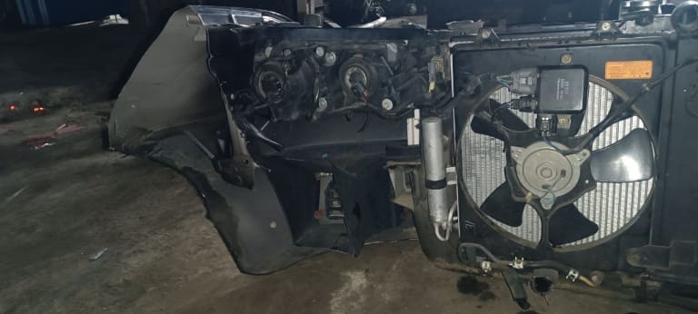 Nose cut Mitsubishi Outlander used in Sharjah — photo 9