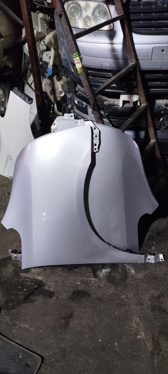Fender Toyota Noah used in Sharjah — photo 2