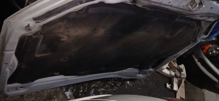 Nose cut + Hood Toyota Mark II used in Sharjah — photo 11