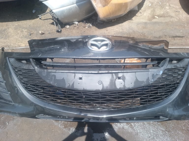Bumper Mazda Axela