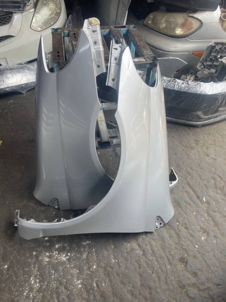 Fender + Hood Toyota Platz