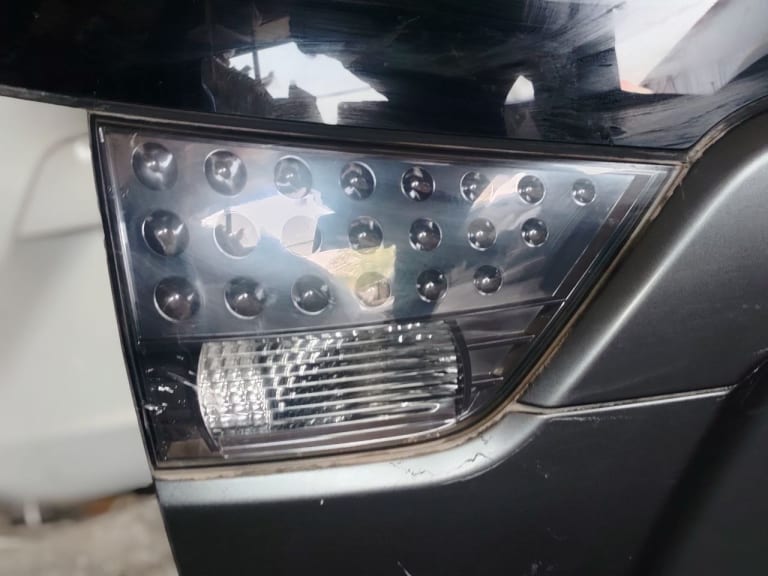 Trunk lid Mitsubishi Outlander CW5W 4B12 used in Sharjah — photo 2