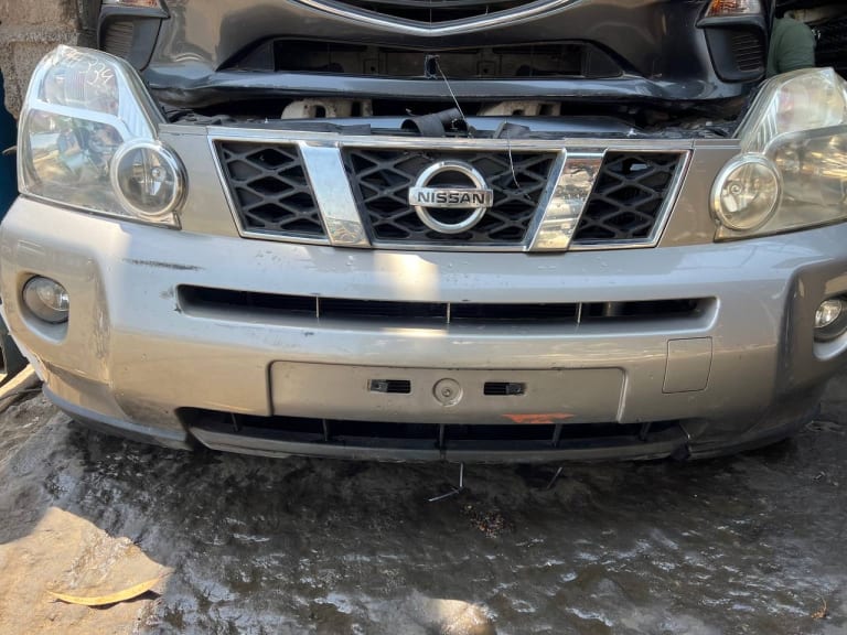 Nose cut Nissan X-Trail 62511JG00B