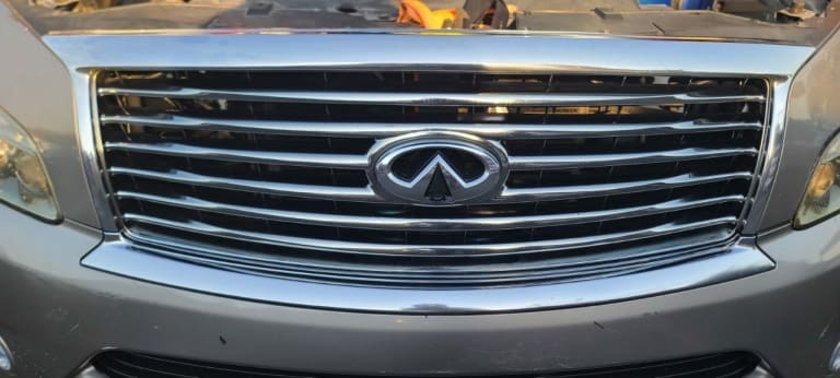 Nose cut + Hood + Fender Infiniti QX80 Z62 VK56VD used in Sharjah — photo 2