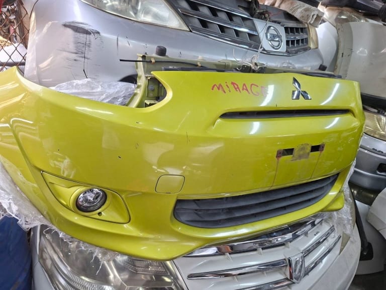 Bumper + Headlights + Hood Mitsubishi A03A A05A 3A90 3A92 used in Sharjah — photo 2