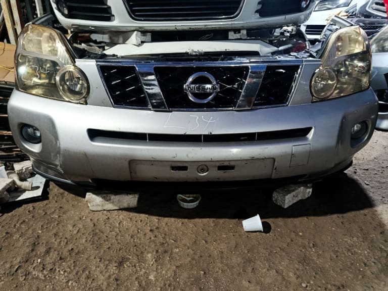 Nose cut Nissan X-Trail 62511-JG00B