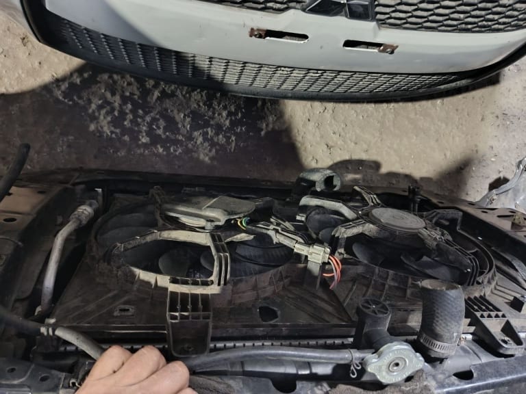 Nose cut Nissan X-Trail TNT31 T31 DNT31 NT31 QR25DE MR20DE M9R R9M used in Sharjah — photo 4