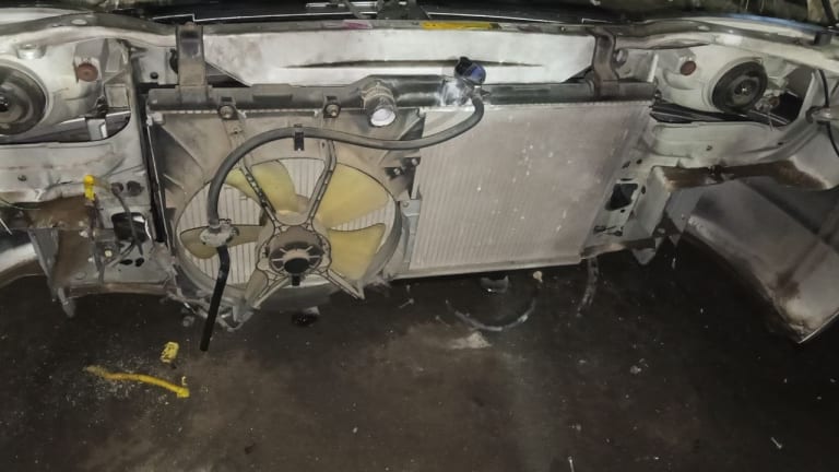 Nose cut Toyota Corolla Spacio AE111N AE115N 4A-FE 7A-FE used in Sharjah — photo 9