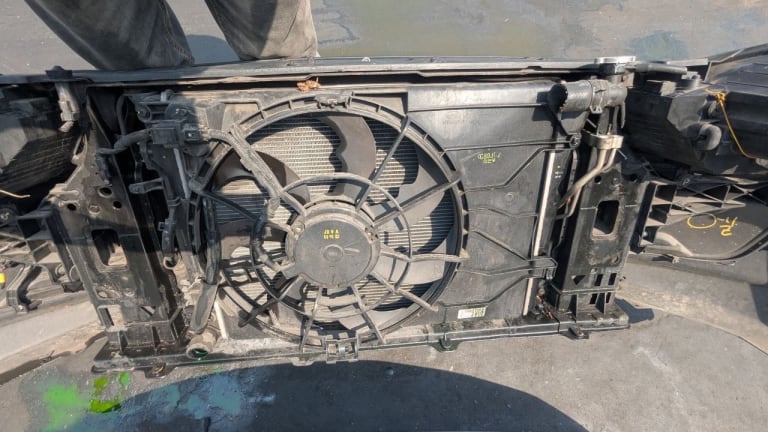 Nose cut Hyundai i40 VF D4FD G4FD G4NC used in Sharjah — photo 6