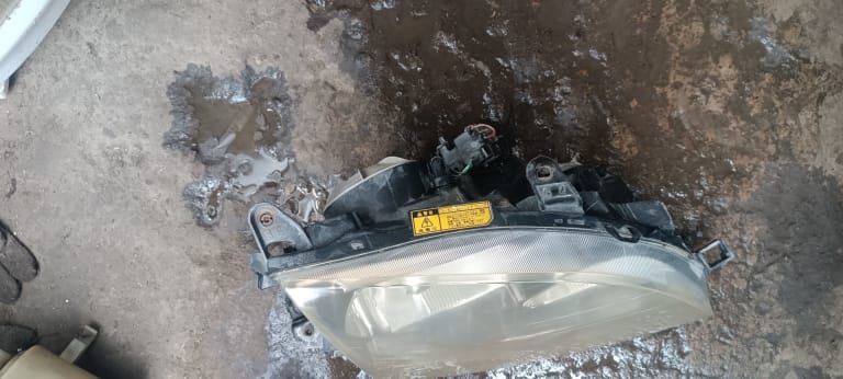 Headlights + Tail lights Toyota used in Sharjah — photo 2