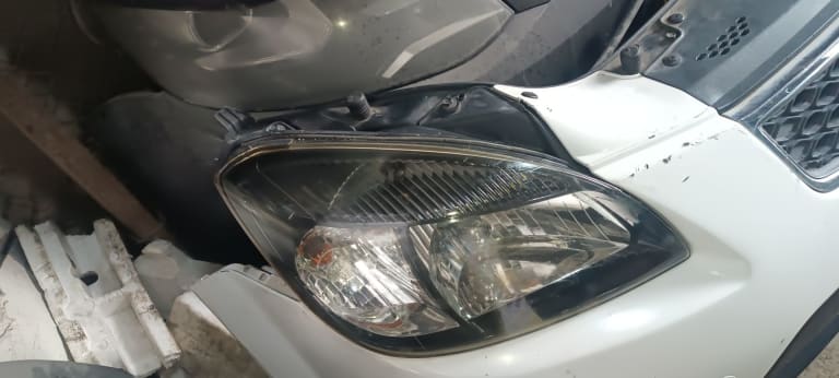 Nose cut Kia used in Sharjah — photo 2