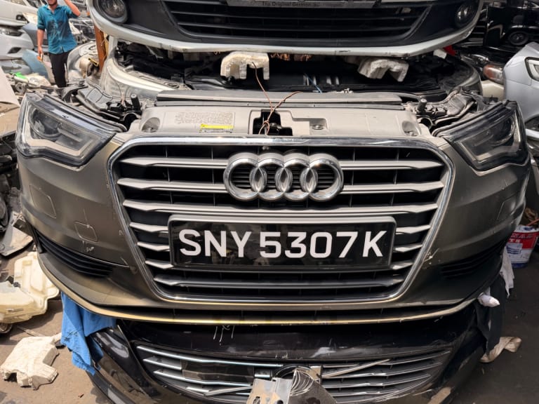 Nose cut + Hood Audi A3