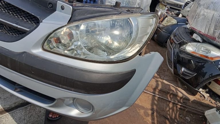 Nose cut Hyundai Getz used in Sharjah — photo 2