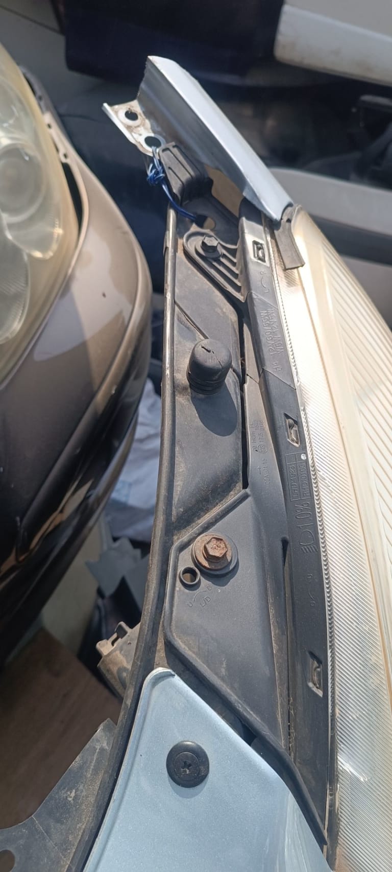 Nose cut Kia Rio used in Sharjah — photo 2