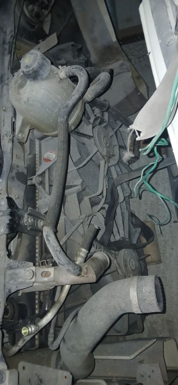 Nose cut Suzuki Grand Vitara used in Sharjah — photo 9